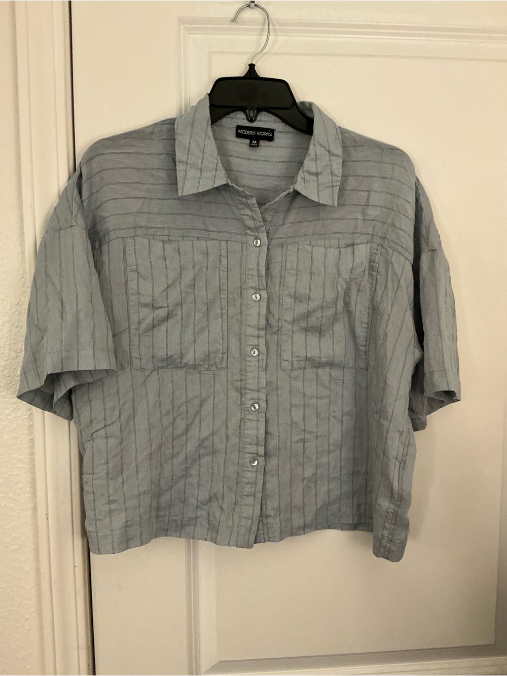 🔥 Modern Works Women M Gray Pinstripe Rayon Linen Button Up Short Sleeve Shirt